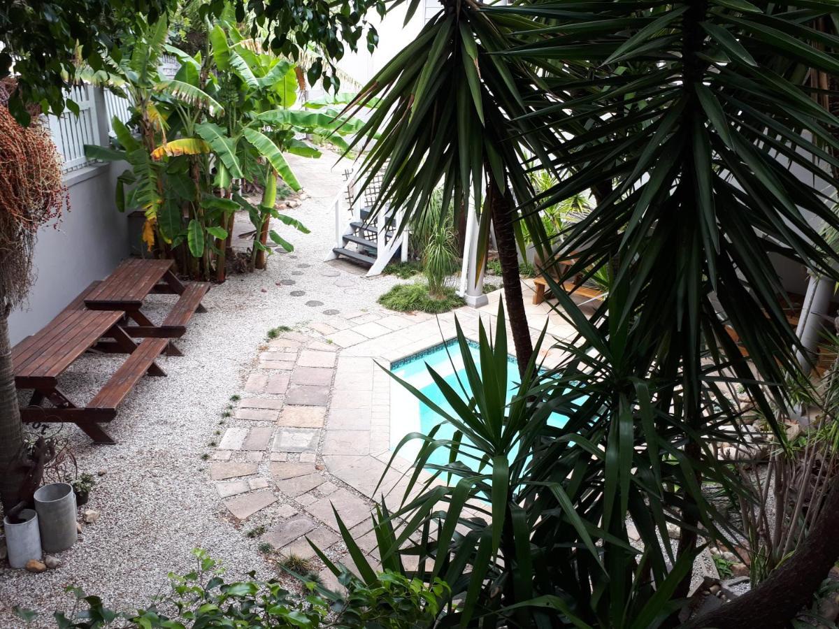 Knysna N2 Lodge Exterior foto