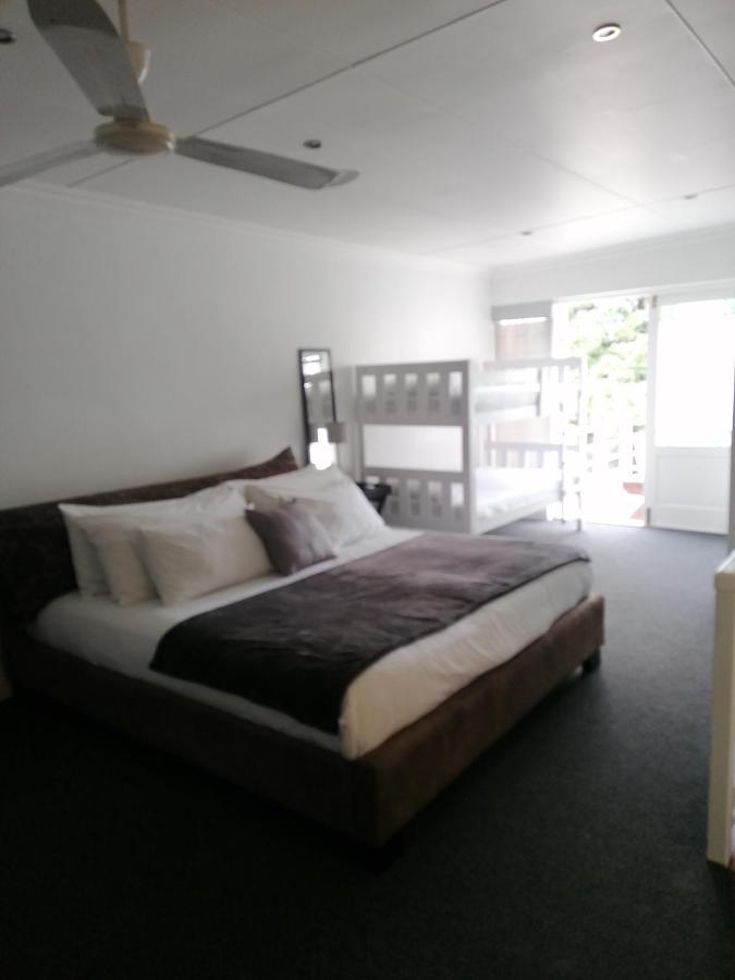 Knysna N2 Lodge Exterior foto